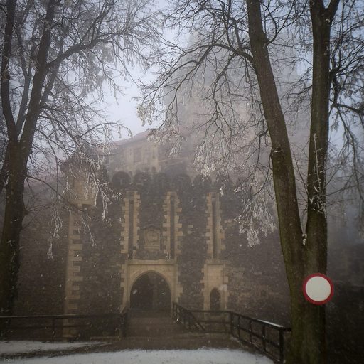 Zamek Grodziec - wejście