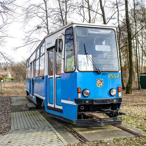 Samotny wrocławski tramwaj w Rudzie Milickiej
